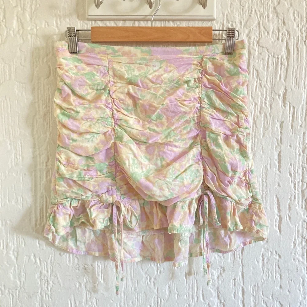 Wild Fable Floral Print Mini Skirt Size Medium